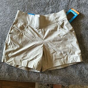 Columbia active fit shorts!!